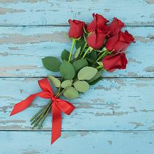Букет Красные розы в Талах