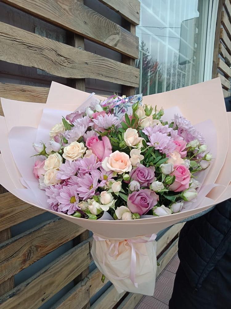 Букет цветов из: Розы и Хризантемы в Талах