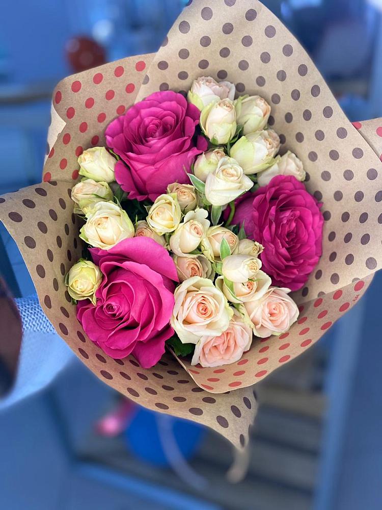 Букет цветов из: Розы в Талах