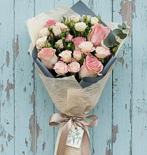 Букет цветов из:  Розы в Талах