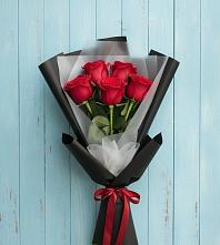 Букет цветов из:  Розы в Талах