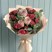 Букет цветов из:  Гвоздики и Розы в Талах