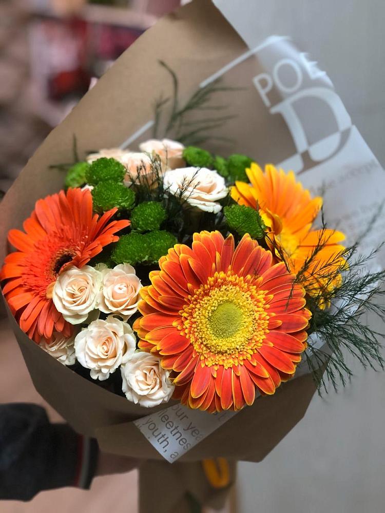 Букет цветов из: Герберы, Хризантемы и Розы в Талах