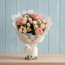 Букет цветов из:  Розы в Талах