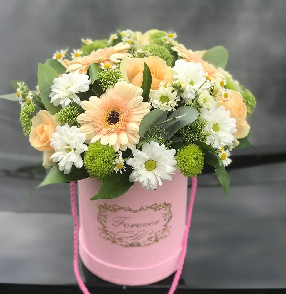 Цветочная композиция из Розы, Герберы и Хризантемы в шляпной коробке в Талах